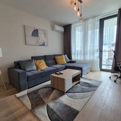 Аренда просторной новой 3-комнатной квартиры в премиум-комплексе BW Sensa, 73 м², Белград, Сербия